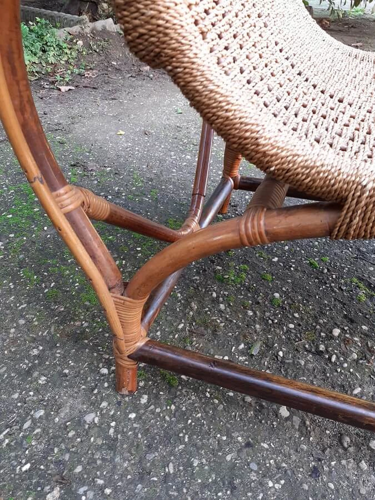 Poltrona con poggiapiedi in malacca e corda intrecciata con struttura in legno, anni '50 10