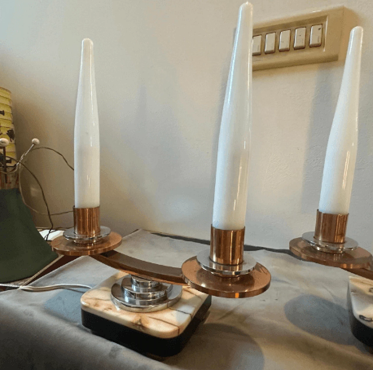 Coppia di lampade da tavolo Art Déco in metallo, marmo e vetro, anni '30 5