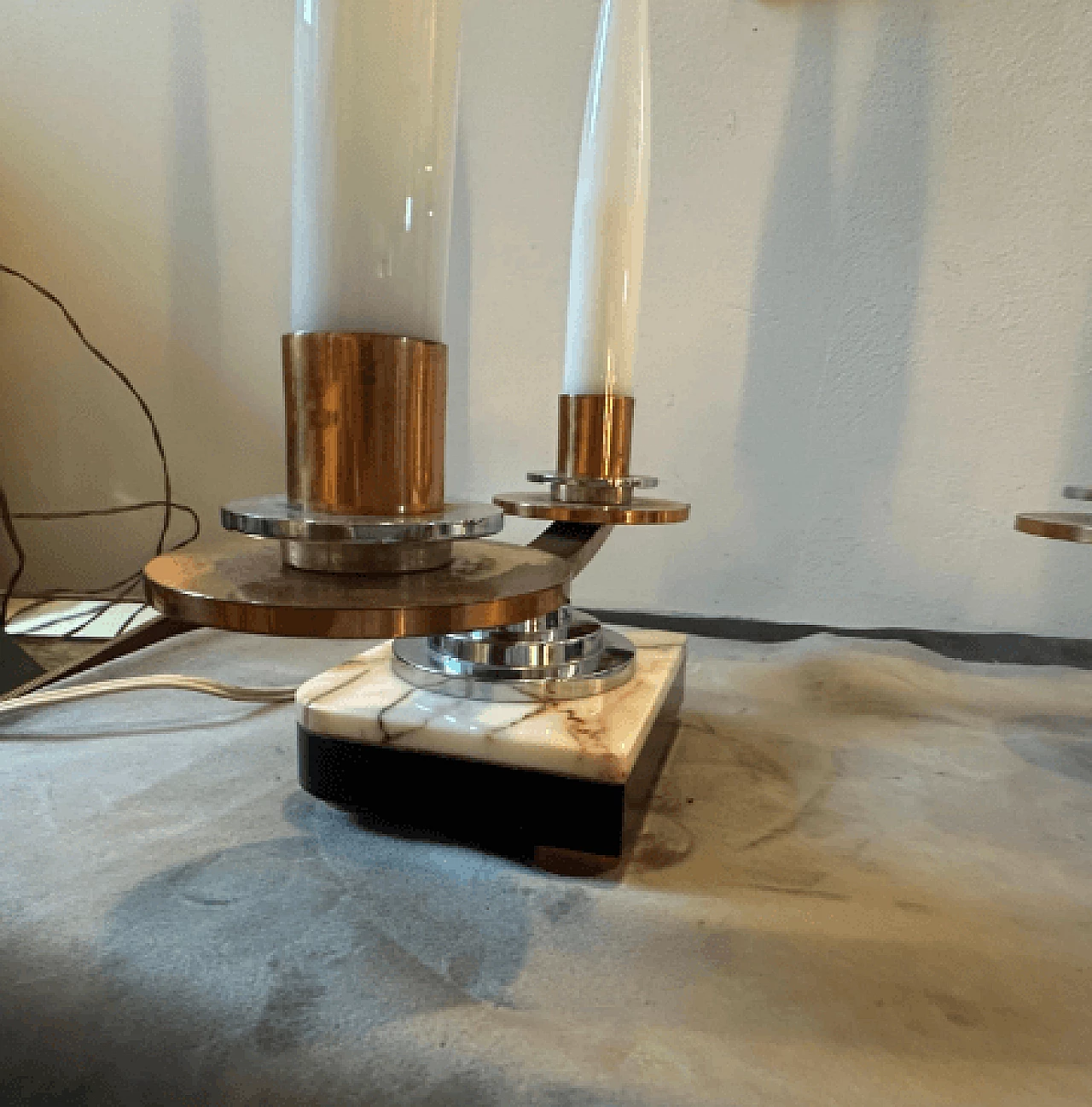 Coppia di lampade da tavolo Art Déco in metallo, marmo e vetro, anni '30 14