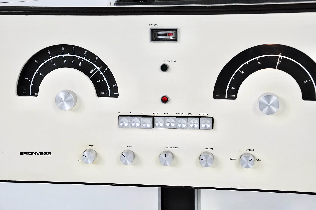 Radiophonograph RR-126 by Pier Giacomo & Achille Castiglioni for Brionvega, 1960s 12