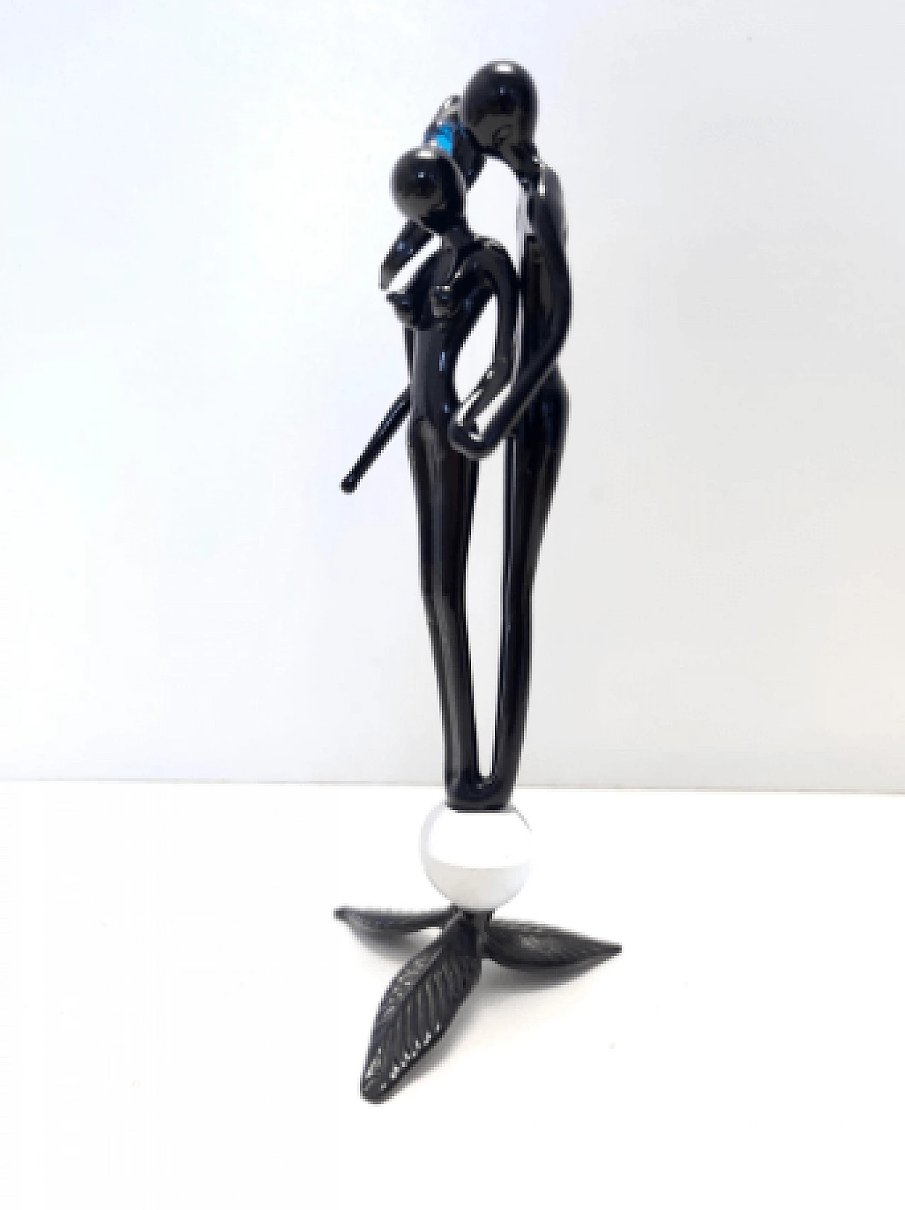 Black Murano glass sculpture of pair of figures, 1990s 3