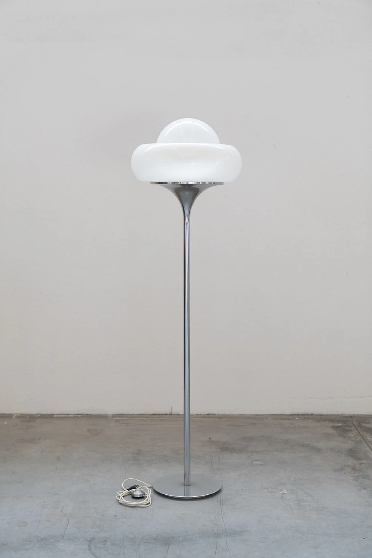 Floor lamp by Harvey Guzzini for Guzzini, 1960s 1
