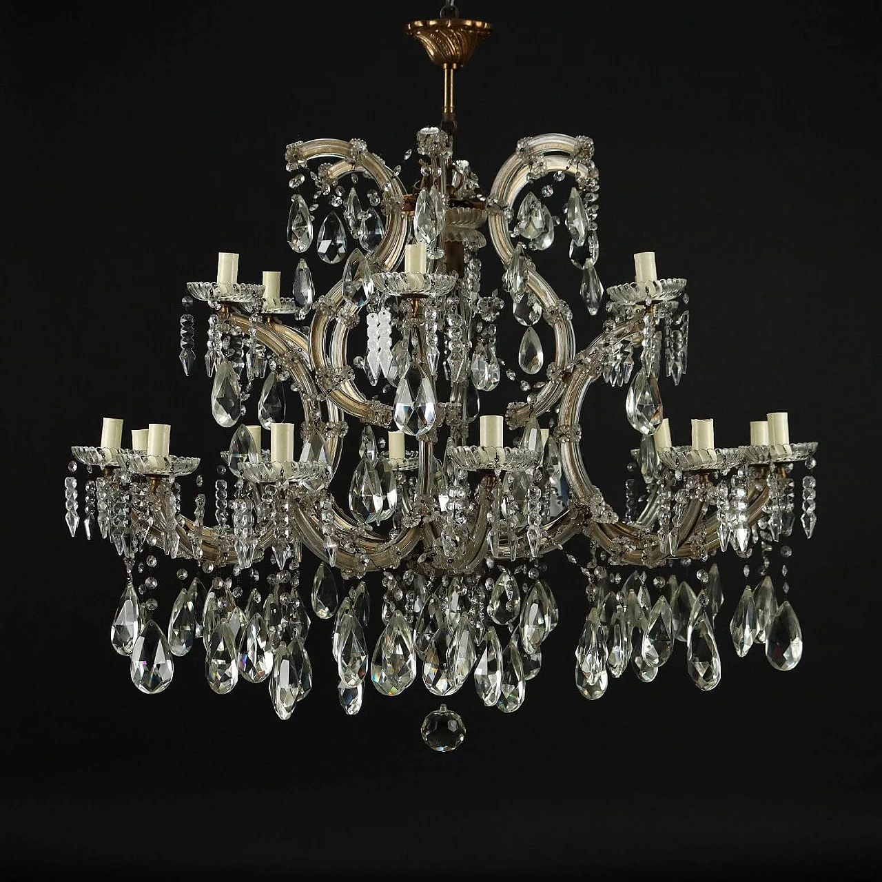 Maria Theresa style eighteen-light glass chandelier, early 20th century 1