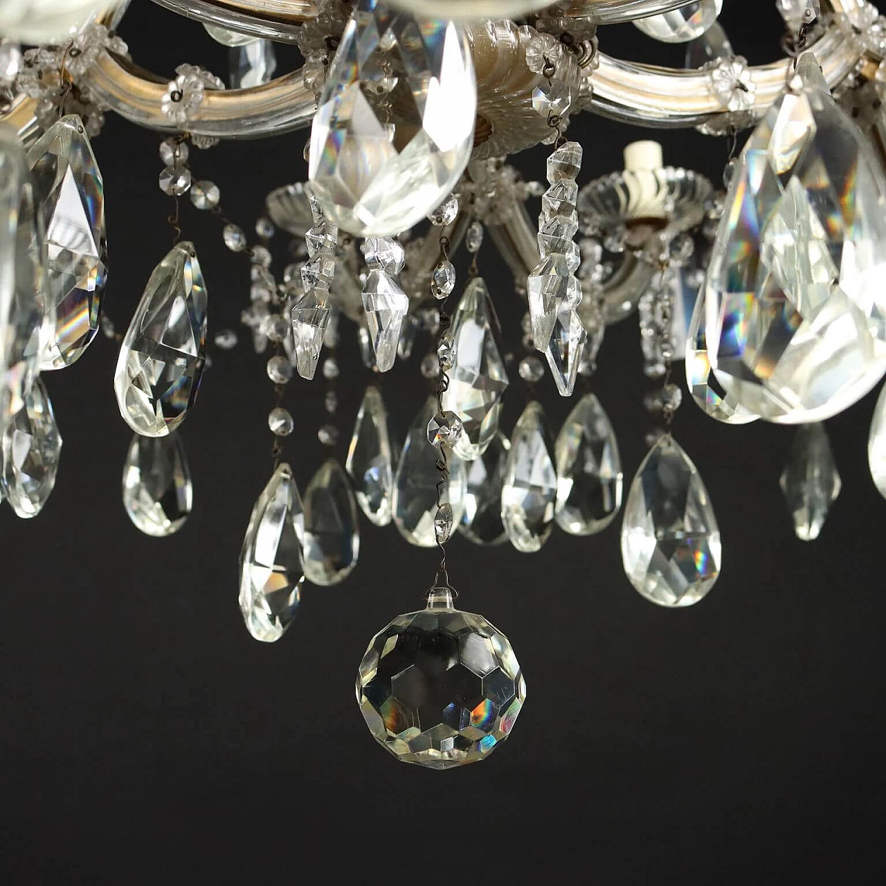 Maria Theresa style eighteen-light glass chandelier, early 20th century 8