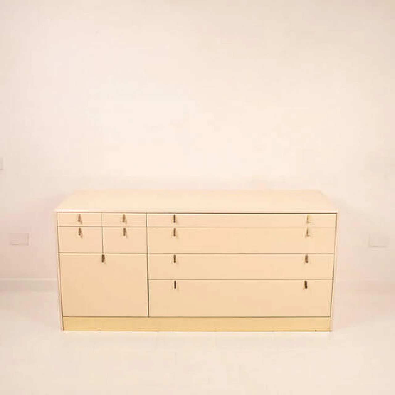 Hennè chest of drawers in ivory lacquered wood by George Coslin for Longato, 1970s 4