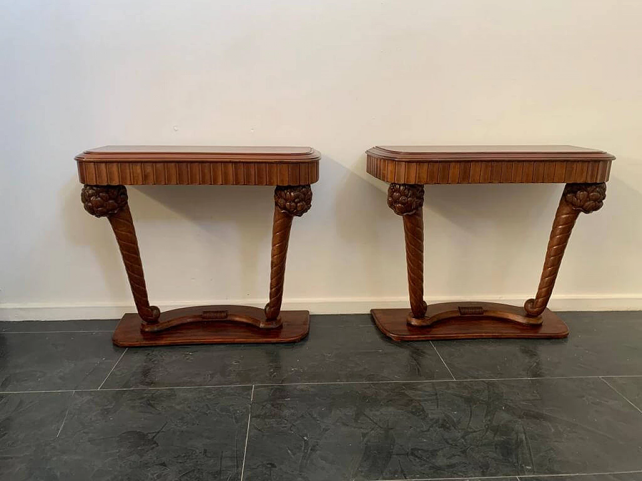 Pair of Art Deco console tables with cornucopia-shaped pilasters, 1930s 9