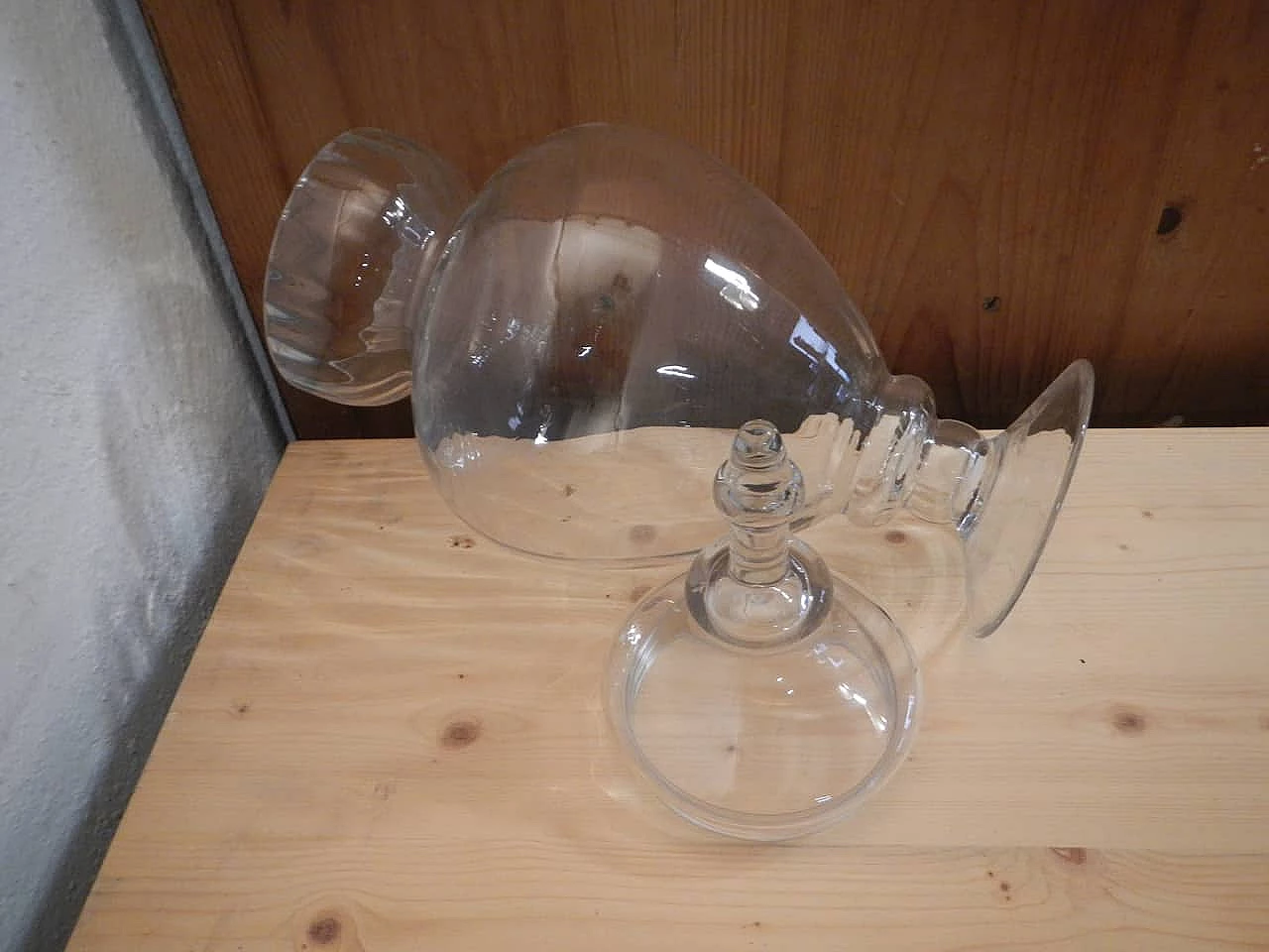 Glass vase with lid, 1980s 4