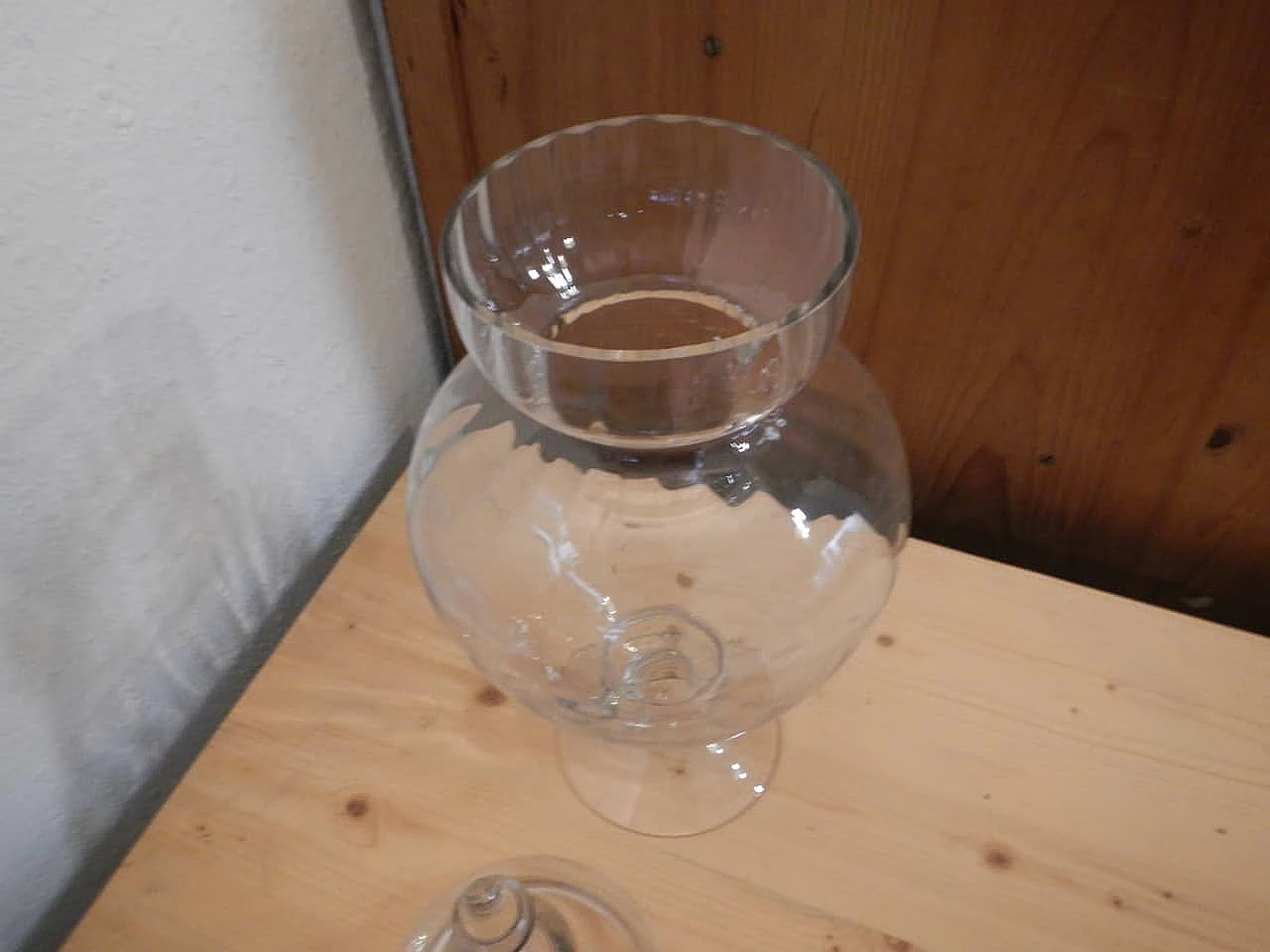 Glass vase with lid, 1980s 6