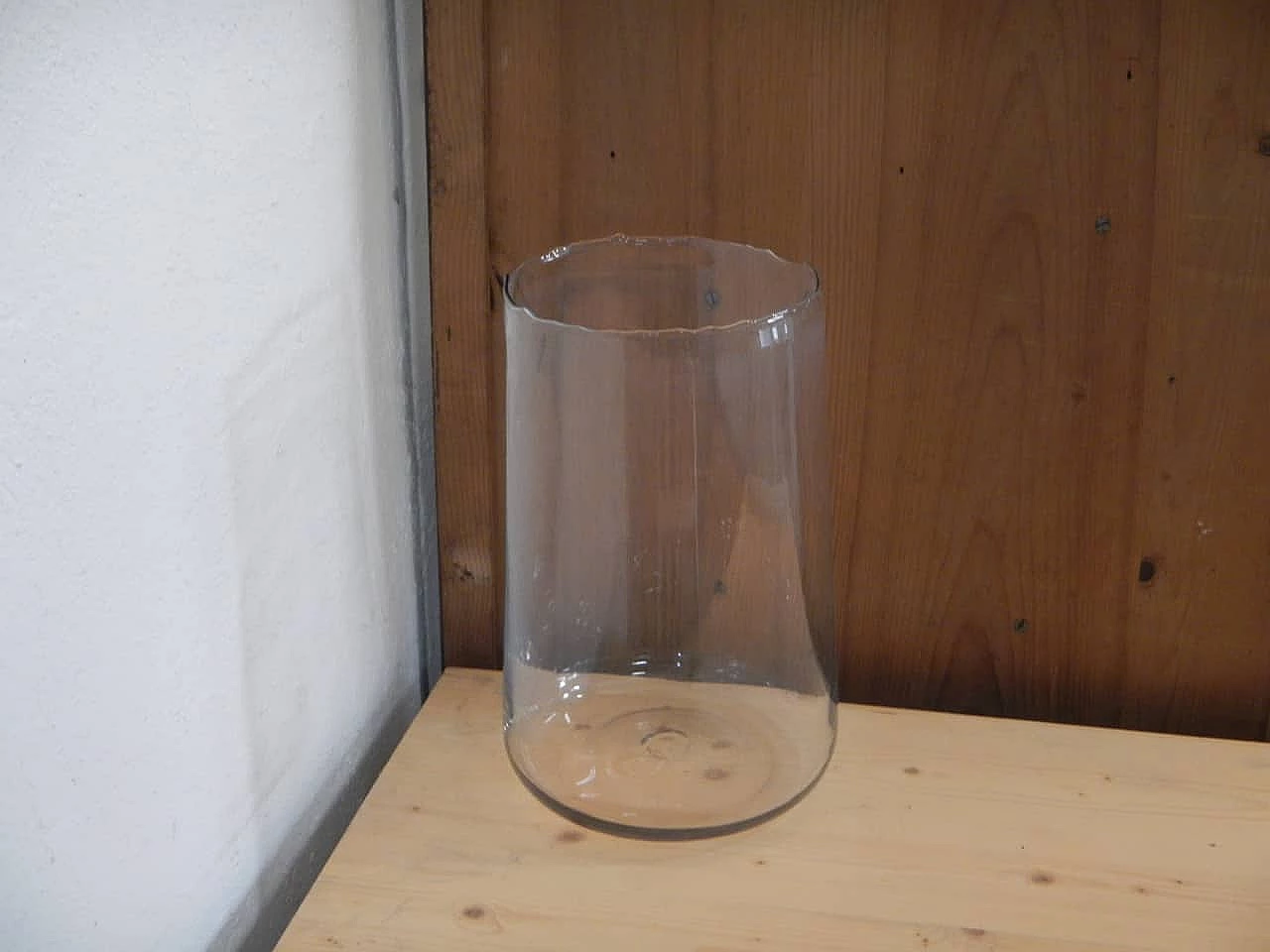 Cylindrical glass vase with wavy edge, 1980s 1