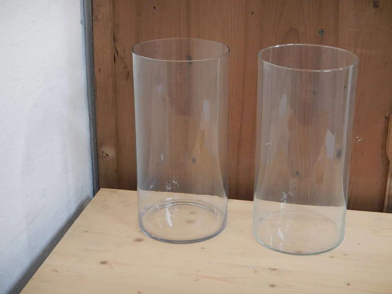 Pair of cylindrical glass vases, 1980s 1