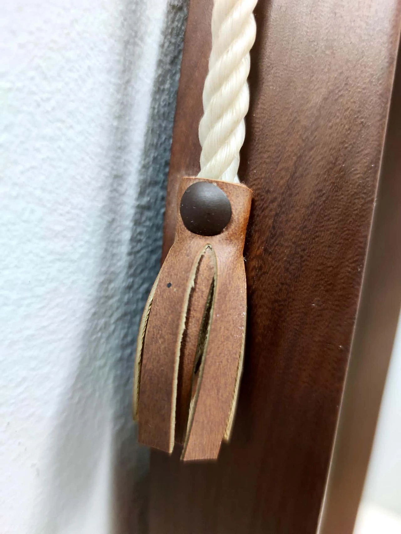 Specchio da parete ovale con cornice in faggio ebanizzato e corda in nylon, anni '50 4