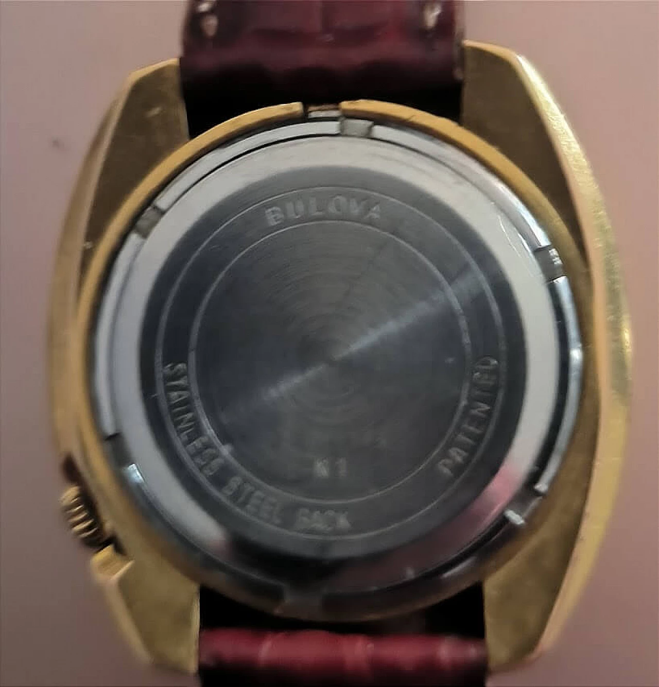 Orologio da polso da uomo Accutron di Bulova, anni '70 2
