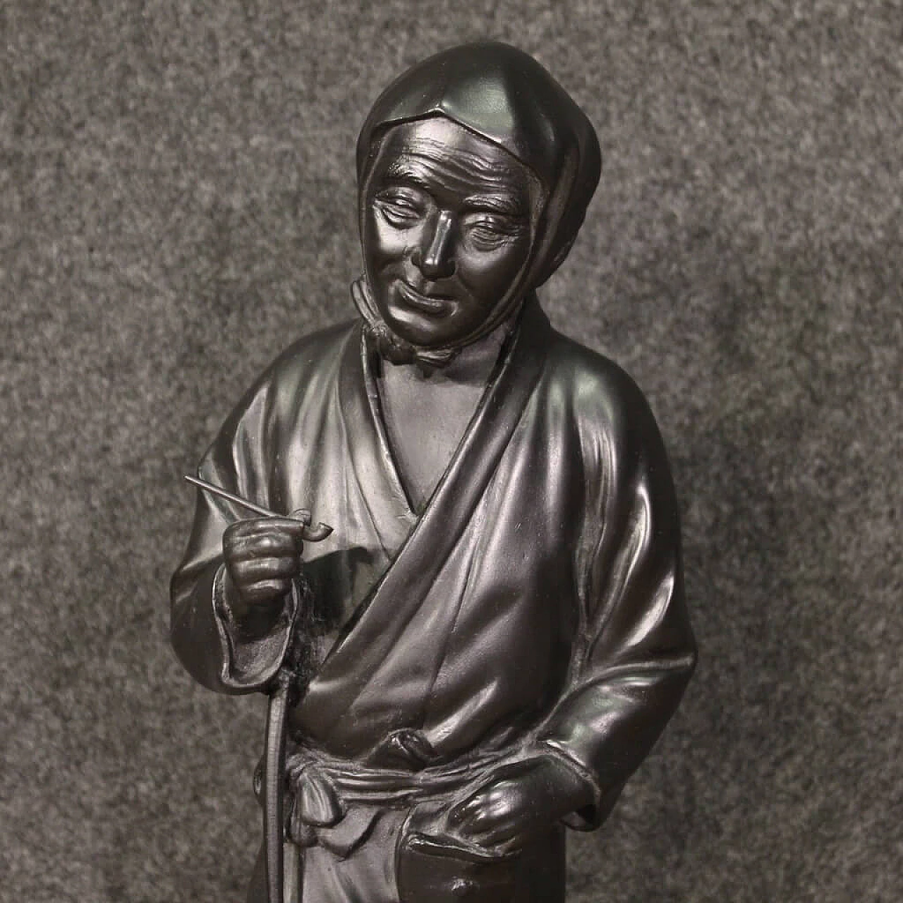 Oriental sculpture in chiselled bronze depicting a peasant, 1960s 2