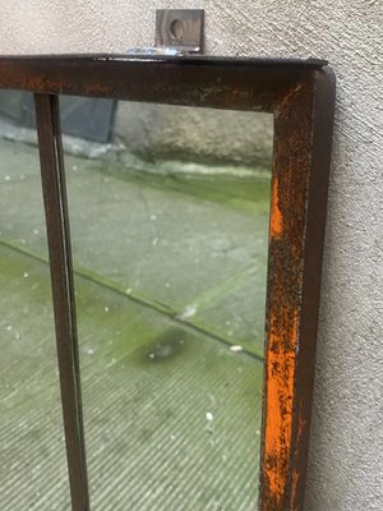 Specchio industriale in ferro, anni '50 7