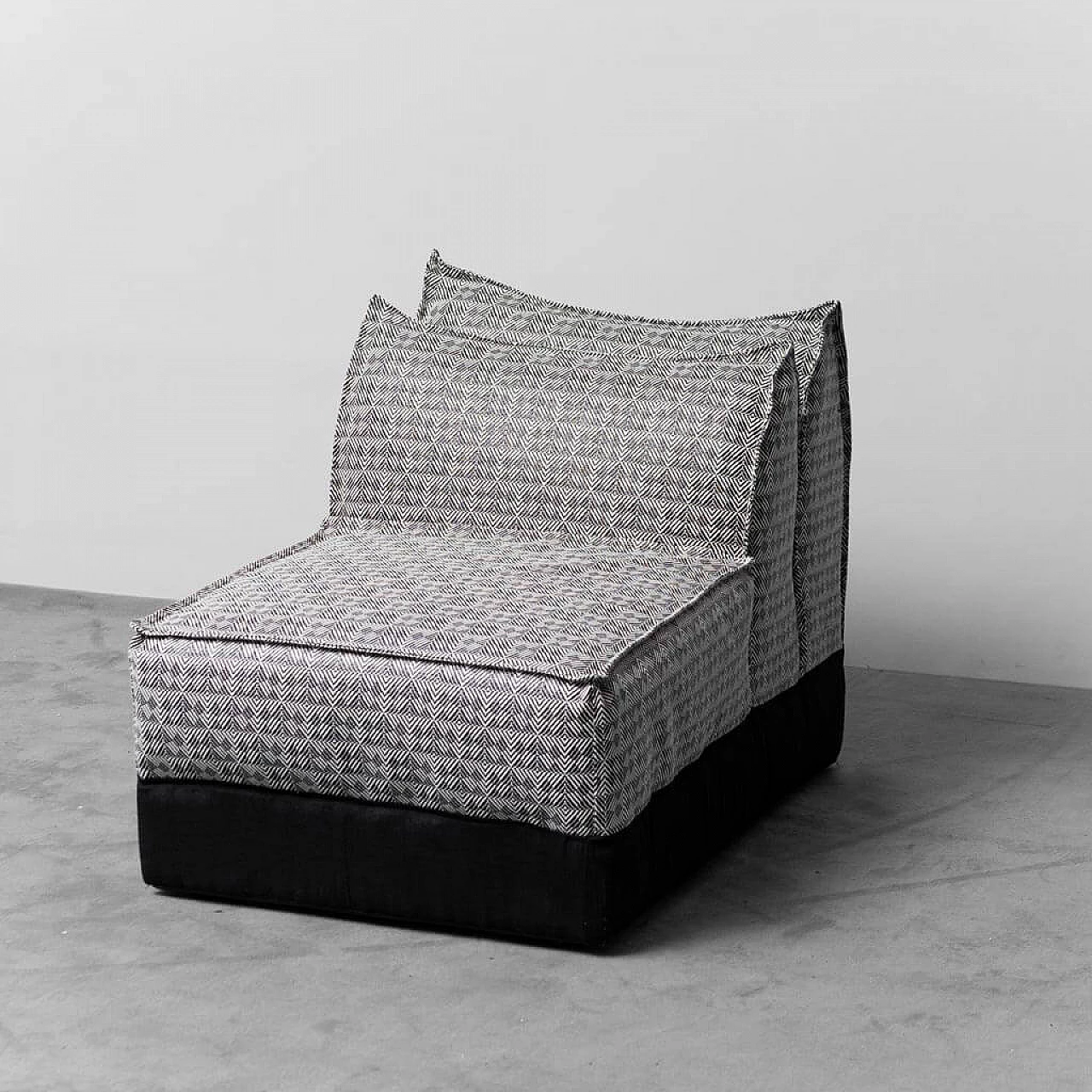 Bonzo fabric armchair by Colombi and Guzzetti for Aba, 1970s 1
