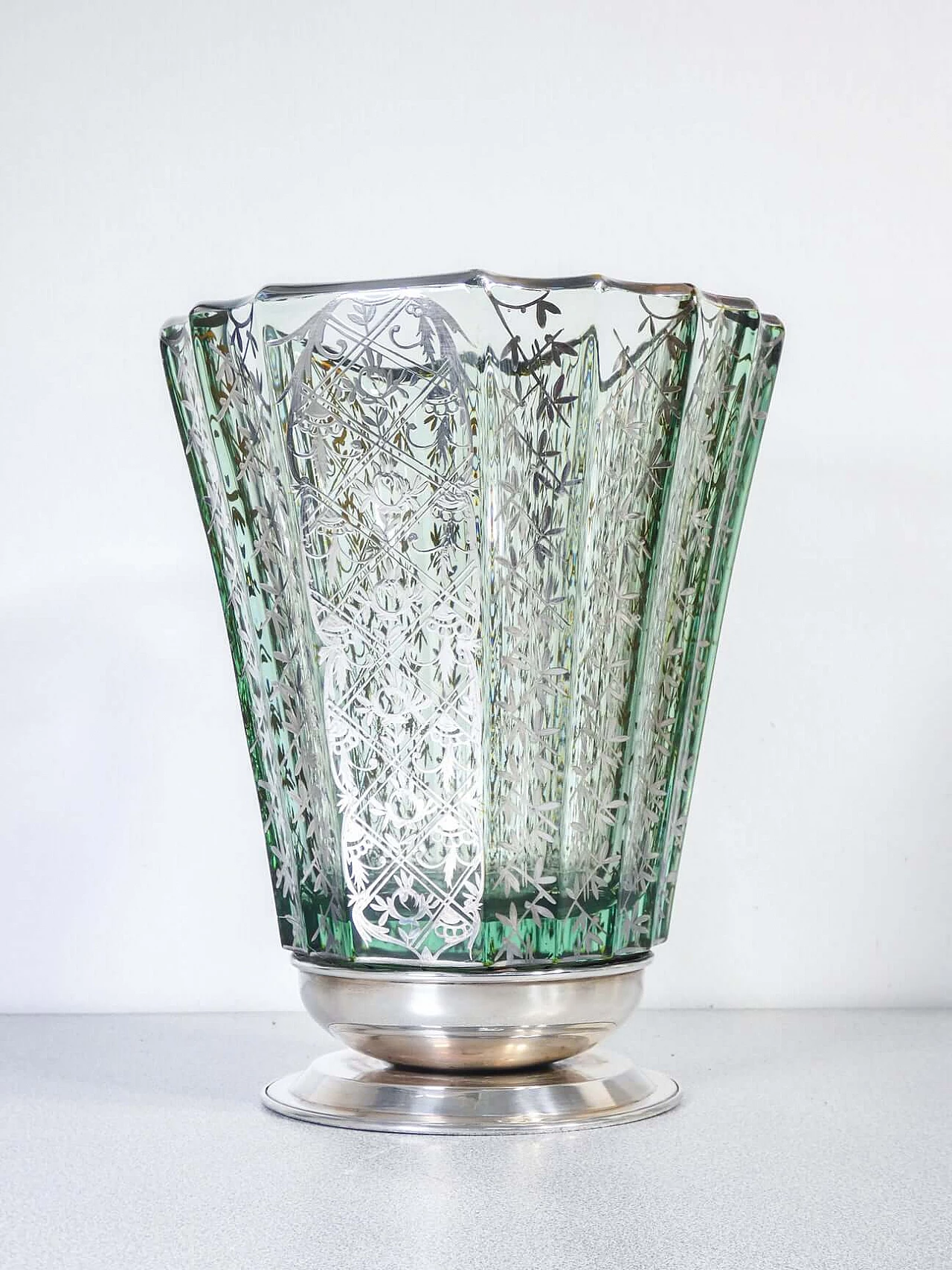 Vaso in vetro soffiato con decorazioni in argento, inizio '900 3