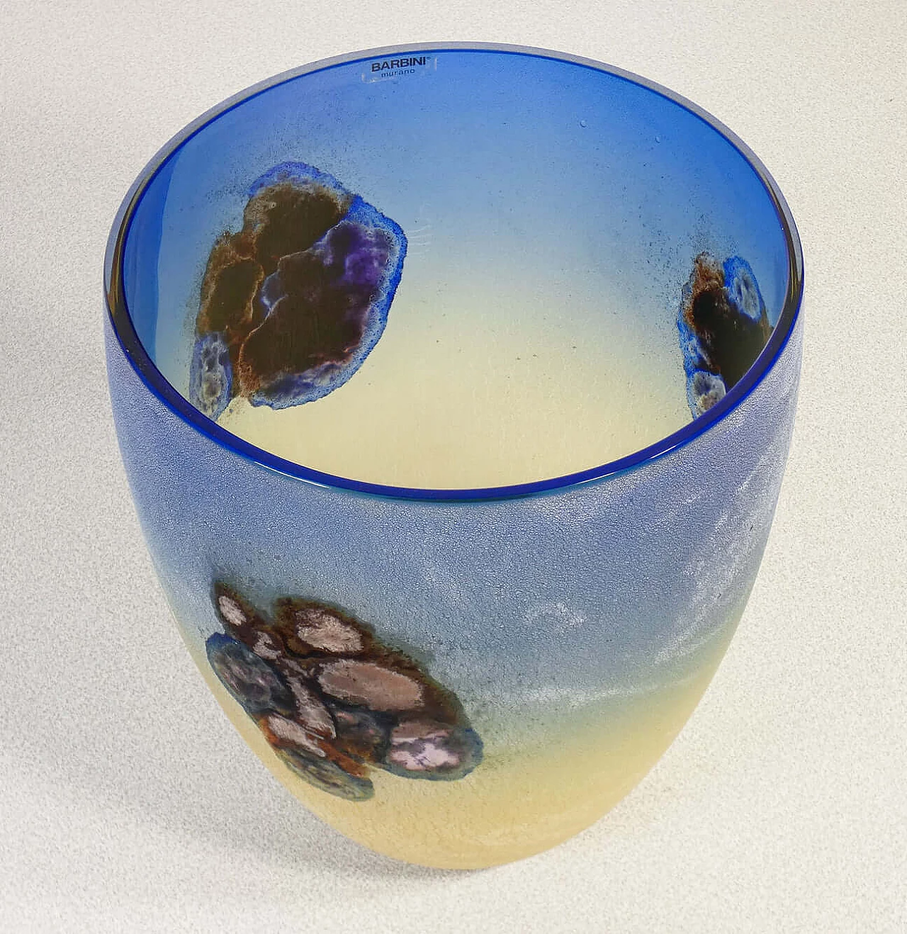 Vaso Scavo in vetro soffiato di Alfredo Barbini, anni '70 7