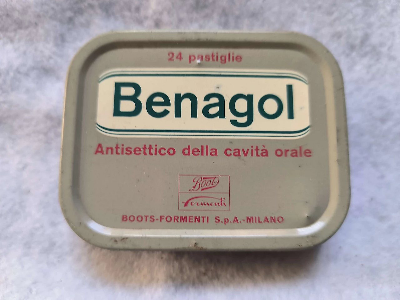 100 Scatole pubblicitarie in latta litografate XX sec 29