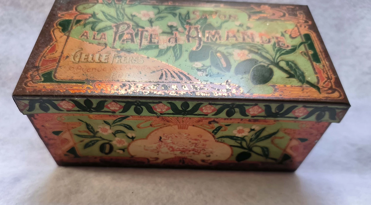 100 Scatole pubblicitarie in latta litografate XX sec 44