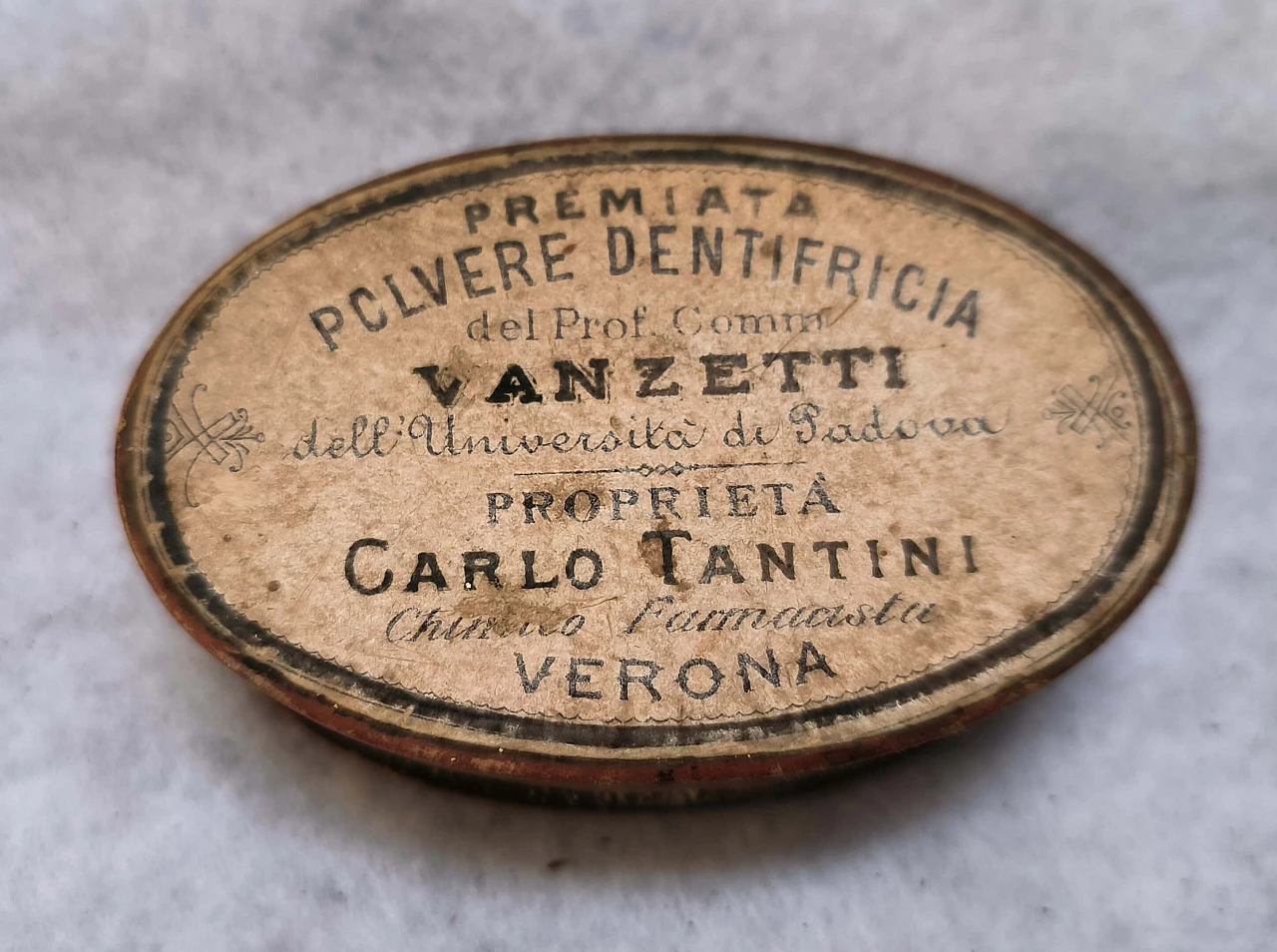 100 Scatole pubblicitarie in latta litografate XX sec 63