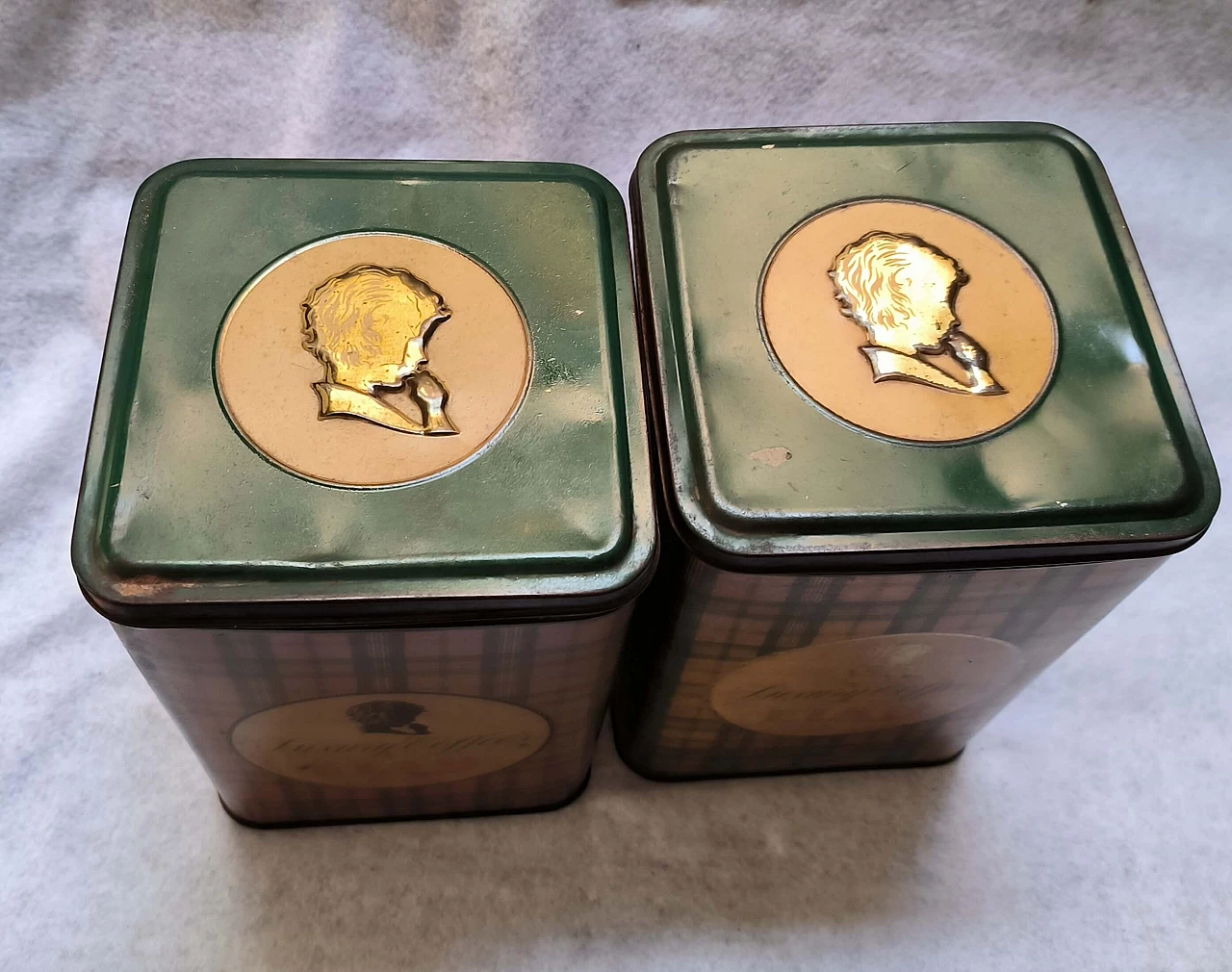 100 Scatole pubblicitarie in latta litografate XX sec 69