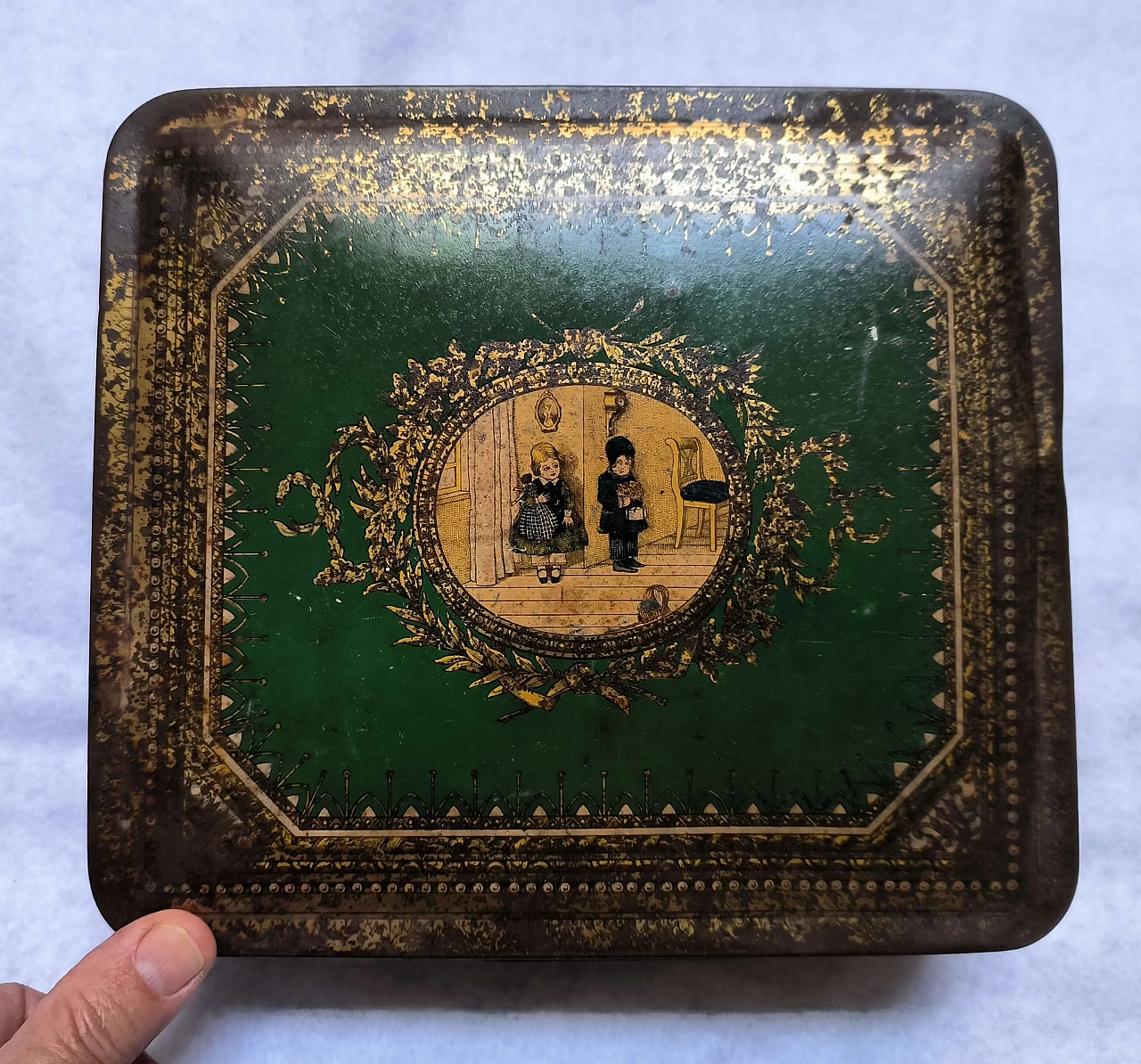 100 Scatole pubblicitarie in latta litografate XX sec 84