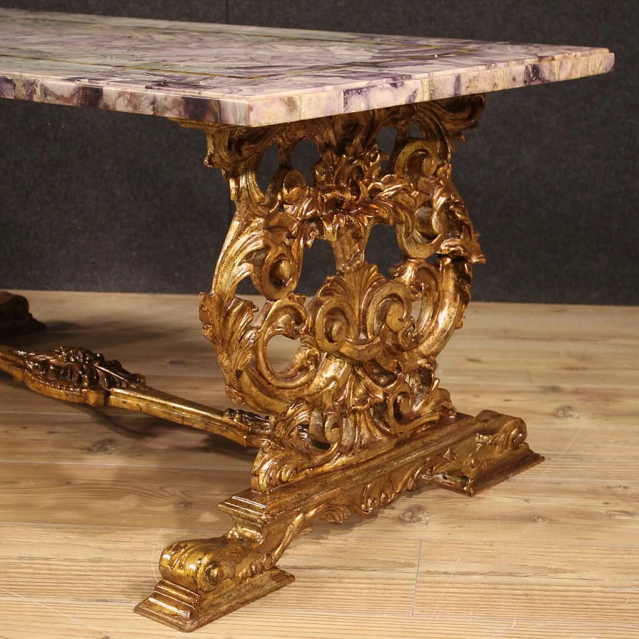 Tavolino in legno dorato con piano in marmo, anni '60 9
