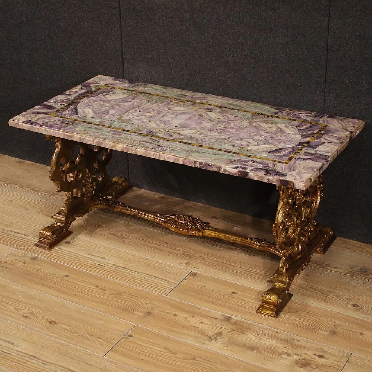 Tavolino in legno dorato con piano in marmo, anni '60 11