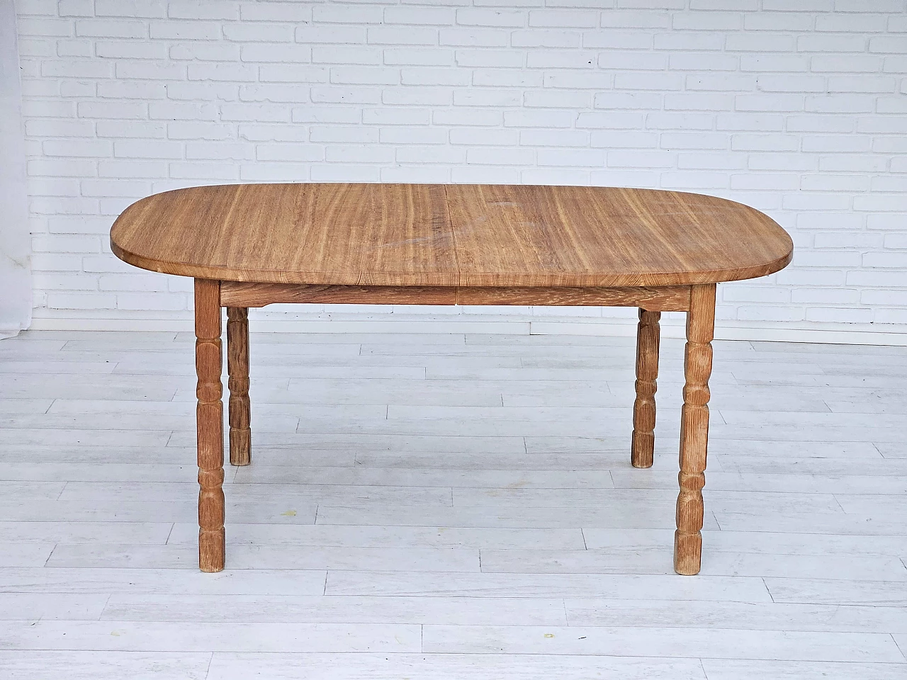 Danish oval solid oak table, 1970s 1