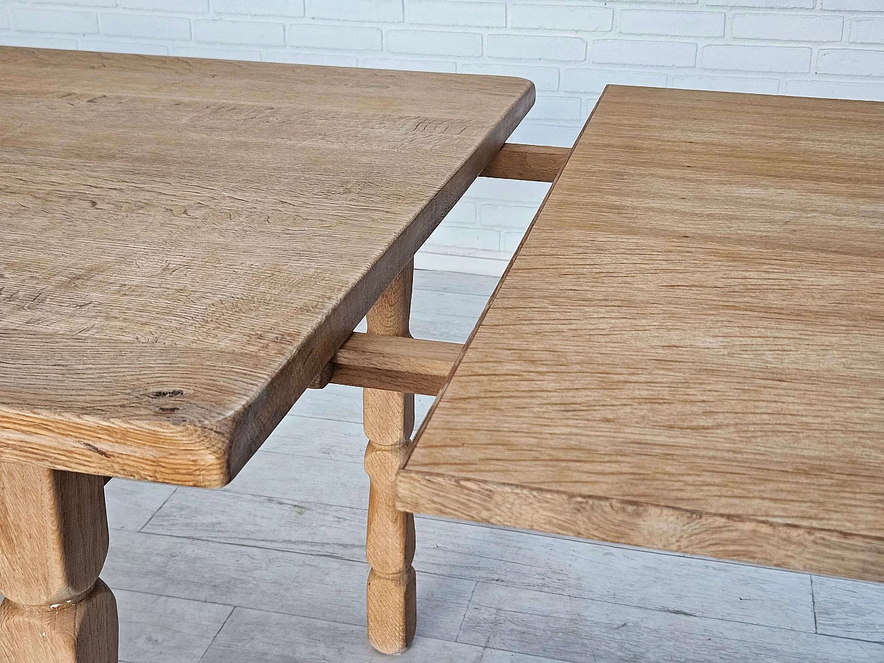 Danish solid oak extendable table, 1970s 18