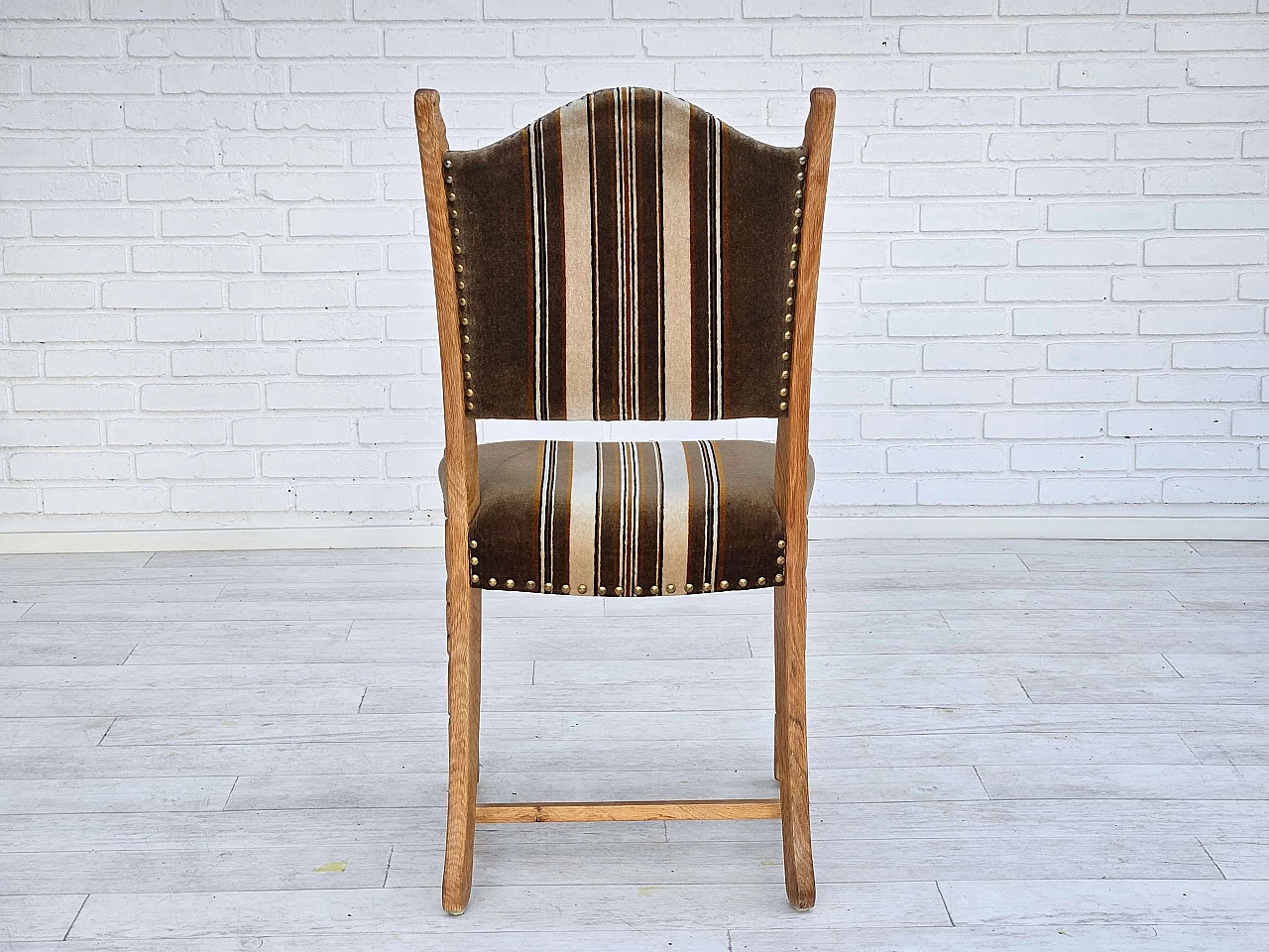 6 Danish oak and velour dining chairs, 1970s 11
