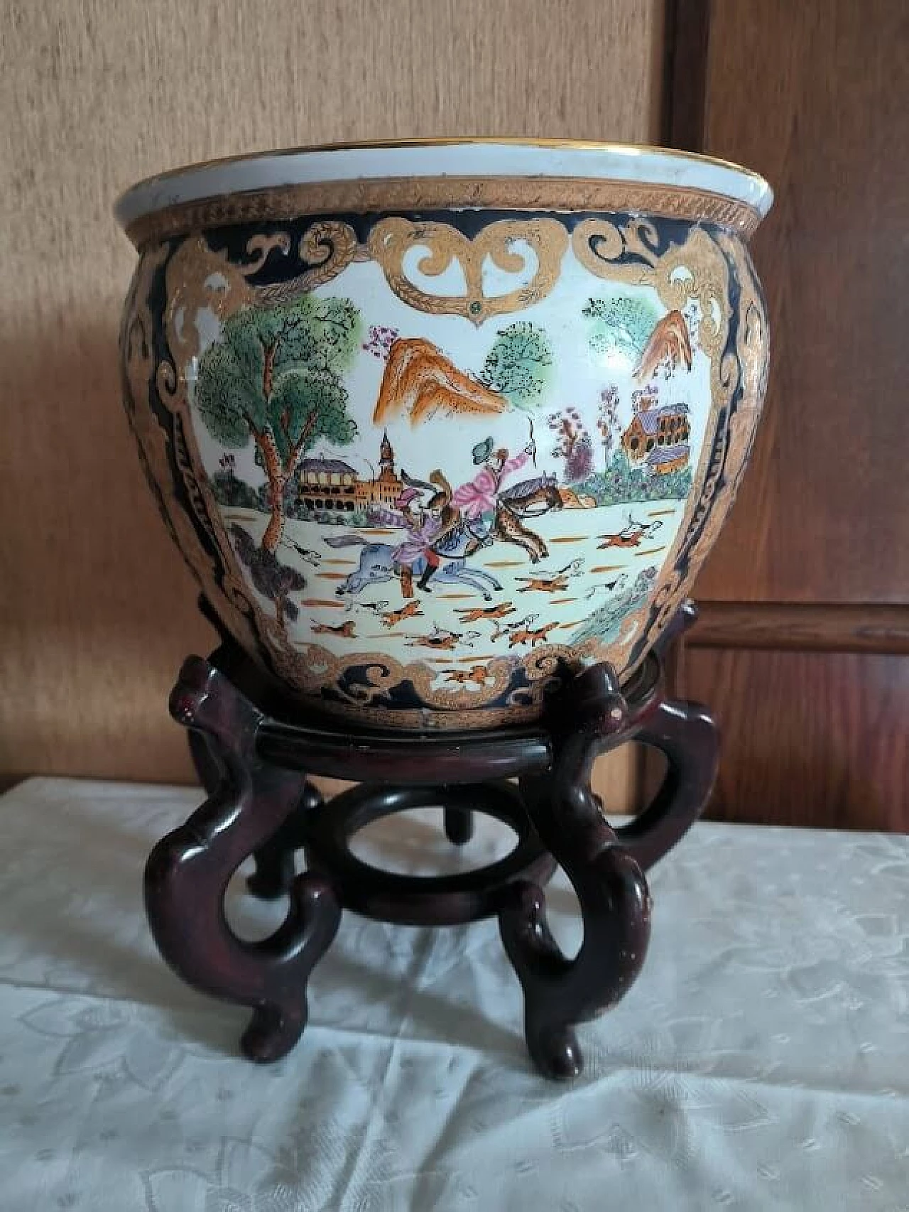 Chinese polychrome and gilded porcelain fish vase with wooden base, mid-20th century 1