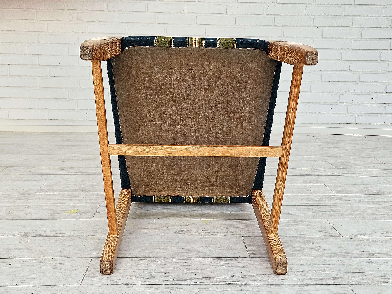 6 Danish chairs in wool and oak, 1970s 13