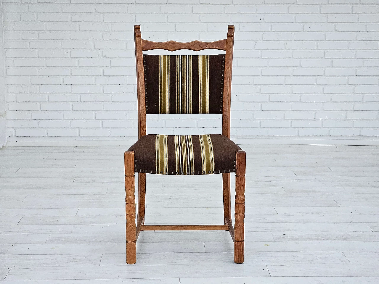 6 Danish chairs in oak and brown wool, 1970s 13