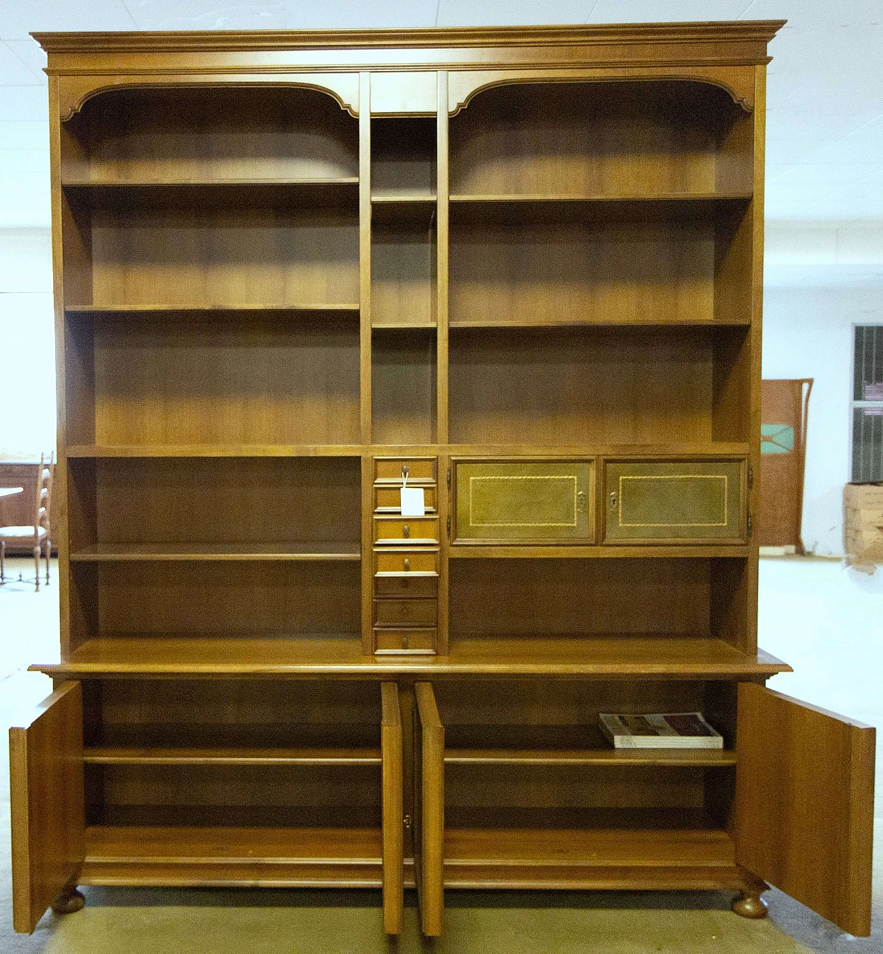 Florentine style national walnut and olive green leather bookcase, 1980s 2