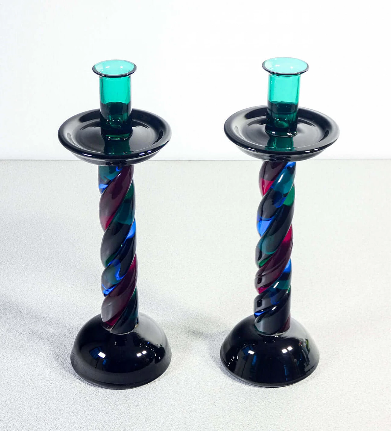 Pair of polychrome blown glass candlesticks from Murano, 1950s 4