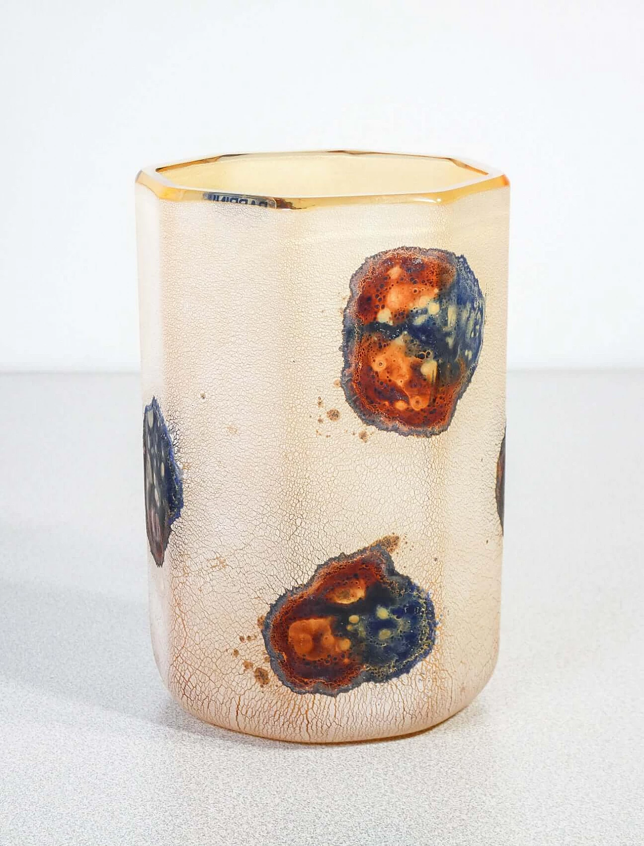 Vaso Scavo in vetro sonoro soffiato di Alfredo Barbini, anni '70 2