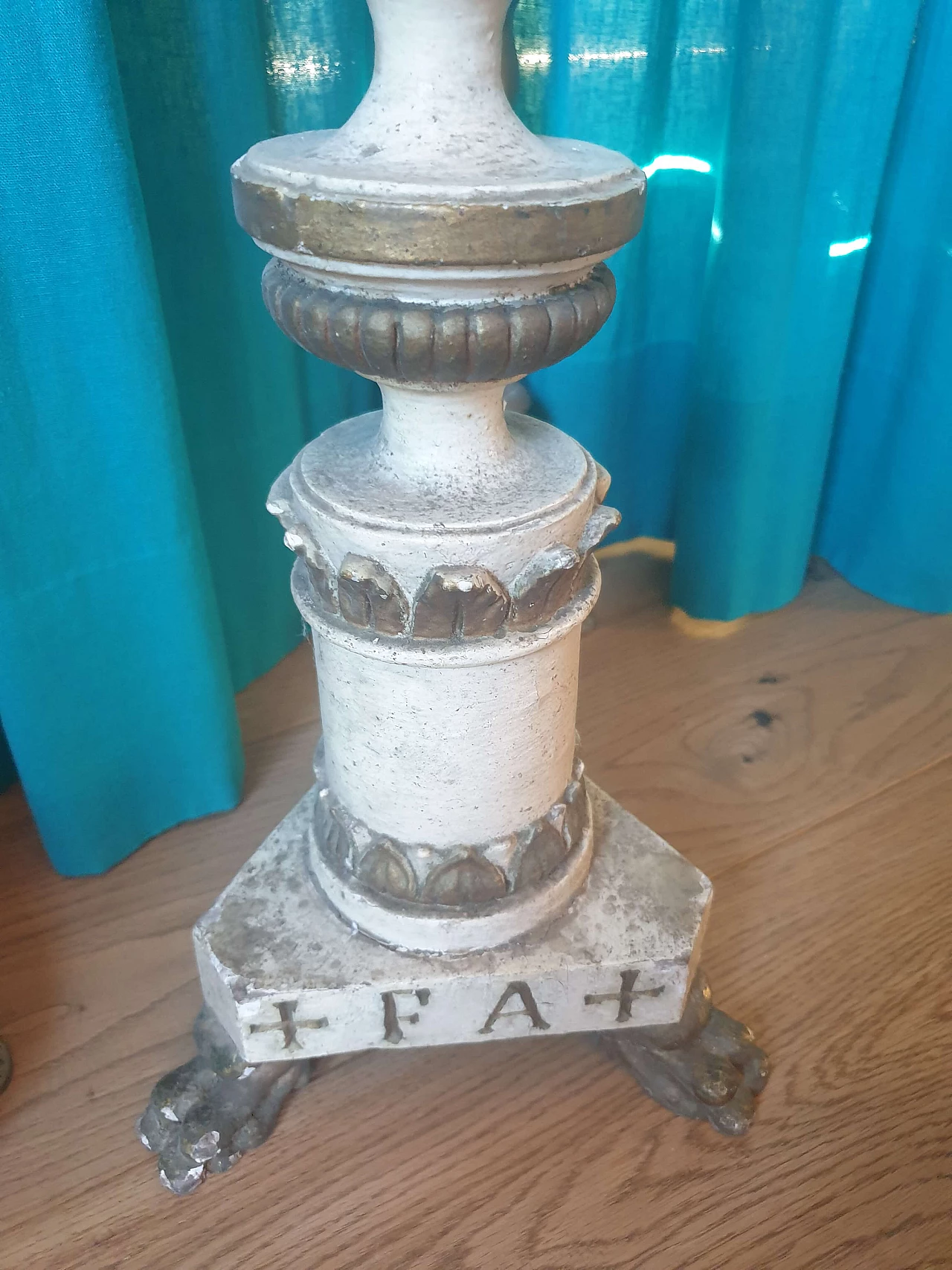 Candeliere in legno, '800 2