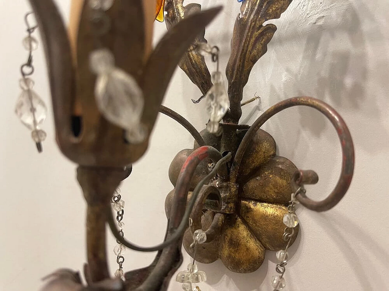 Coppia di applique Tole a forme di fiore in vetro di Murano, anni '50 3