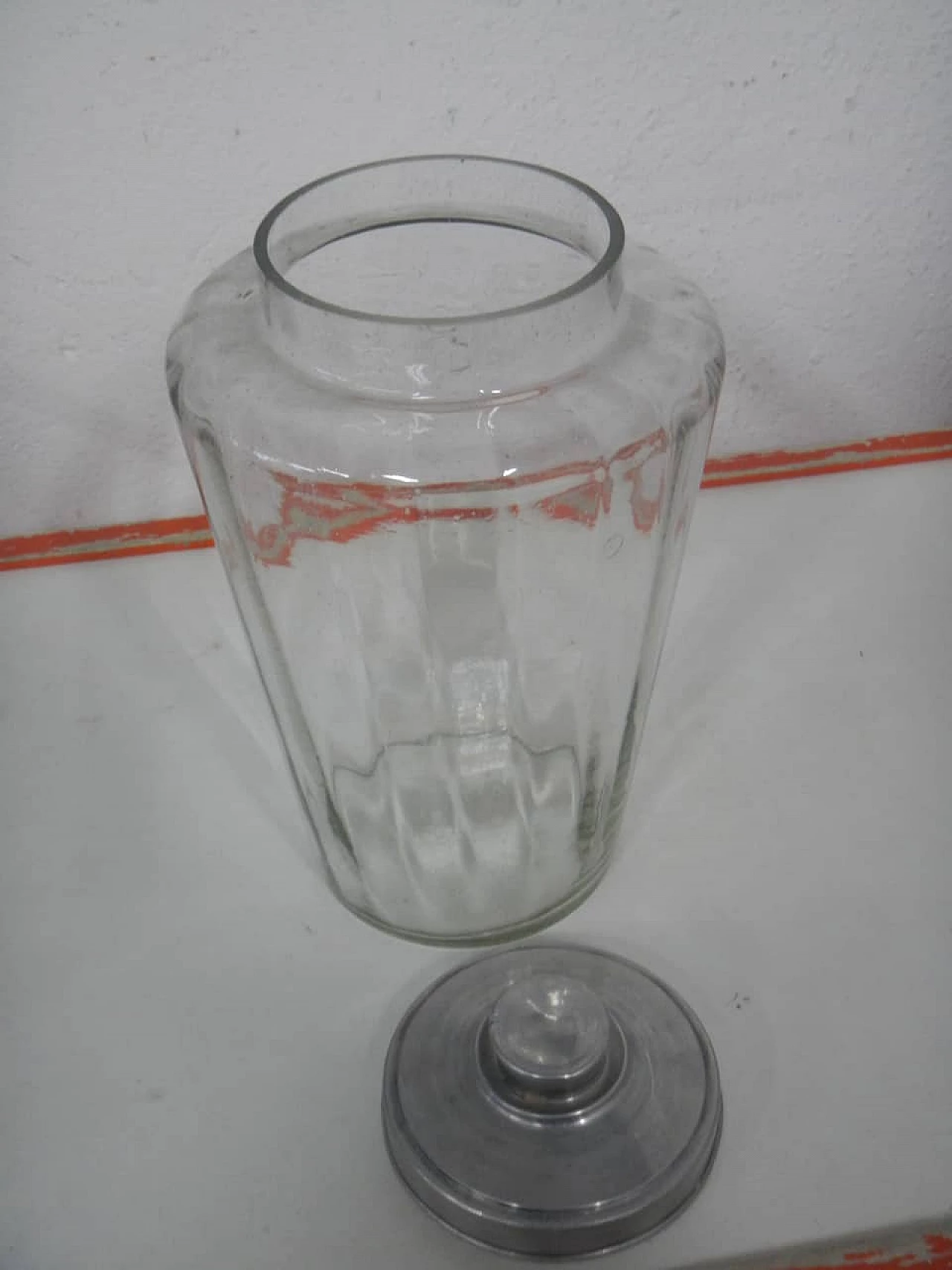 Glass store jar with aluminum lid, 1970s 2