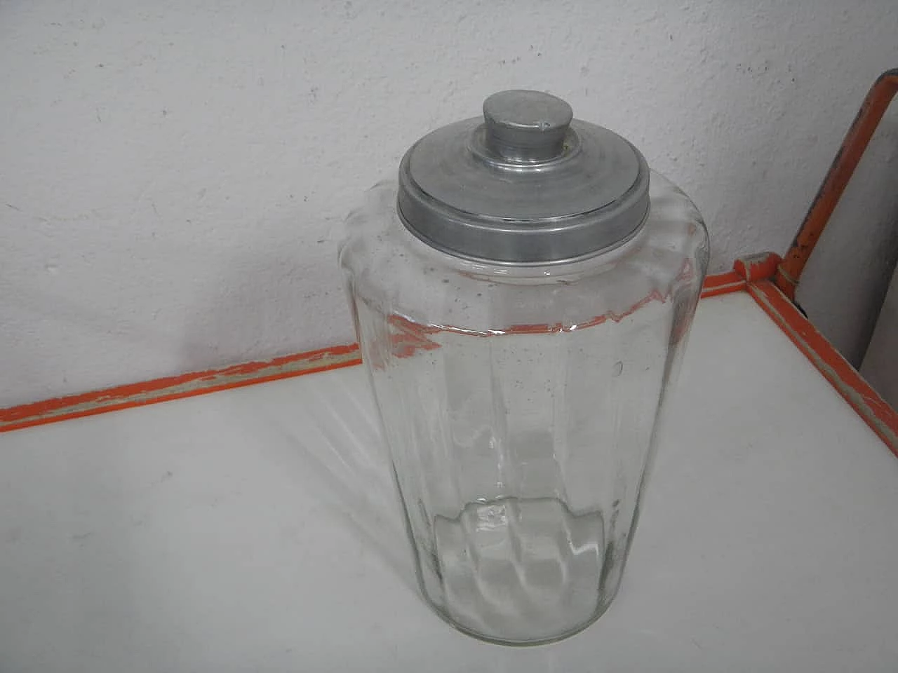 Glass store jar with aluminum lid, 1970s 3