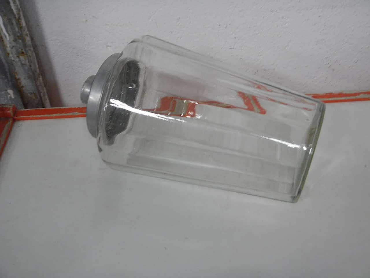 Glass store jar with aluminum lid, 1970s 4