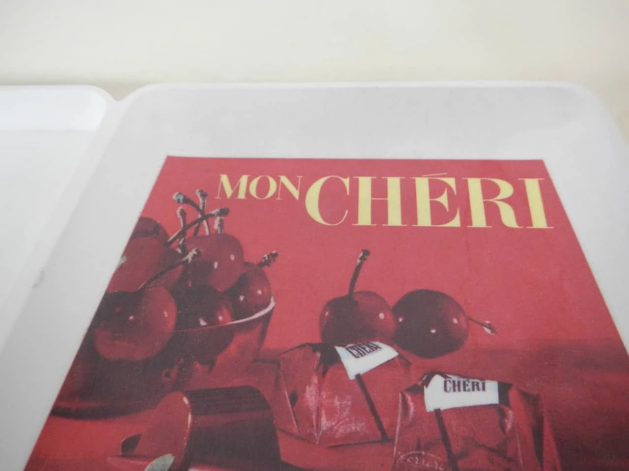 Contenitore pubblicitario Mon Cherie, anni '60 3