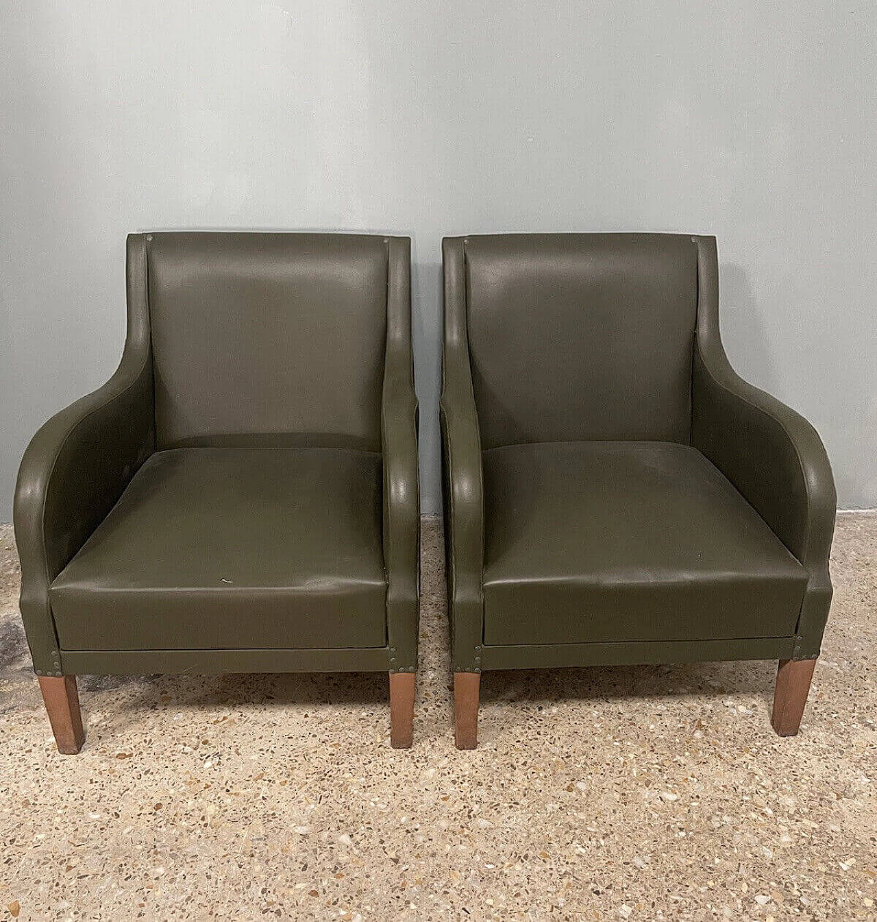 Pair of bentwood and leather armchairs by Vittorio Bega & Figli, 1940s 3