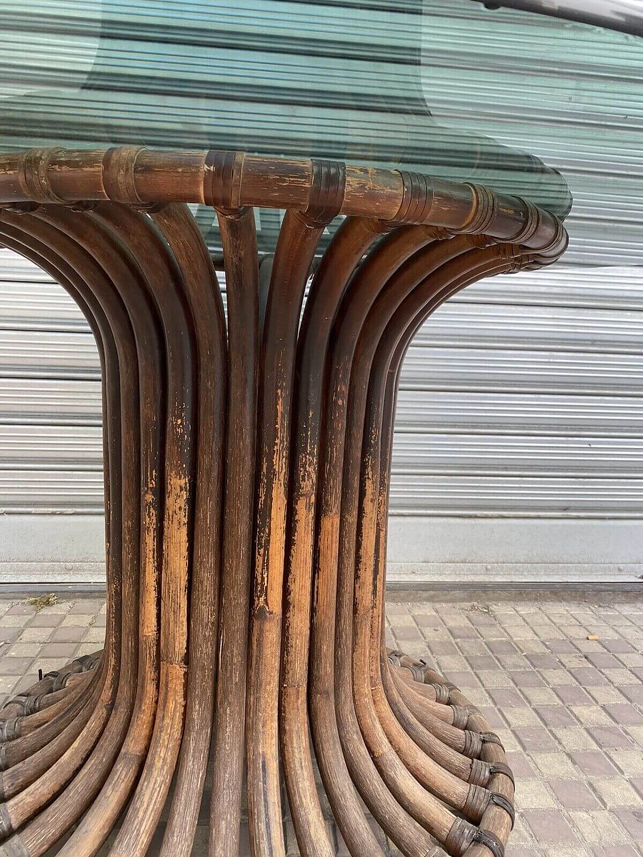 Tavolo in bambù e cristallo fumé attribuito a Vittorio Bonacina, anni '60 4