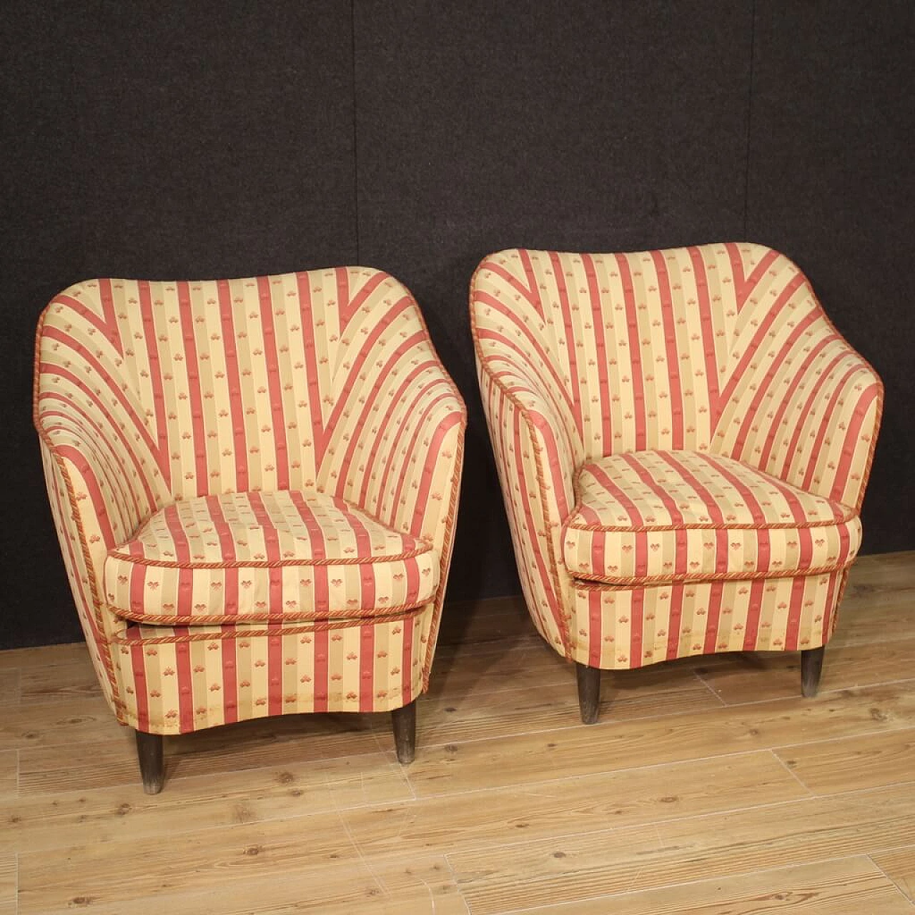 Pair of armchairs and fabric sofa in the style of Gio Ponti, 1960s 2