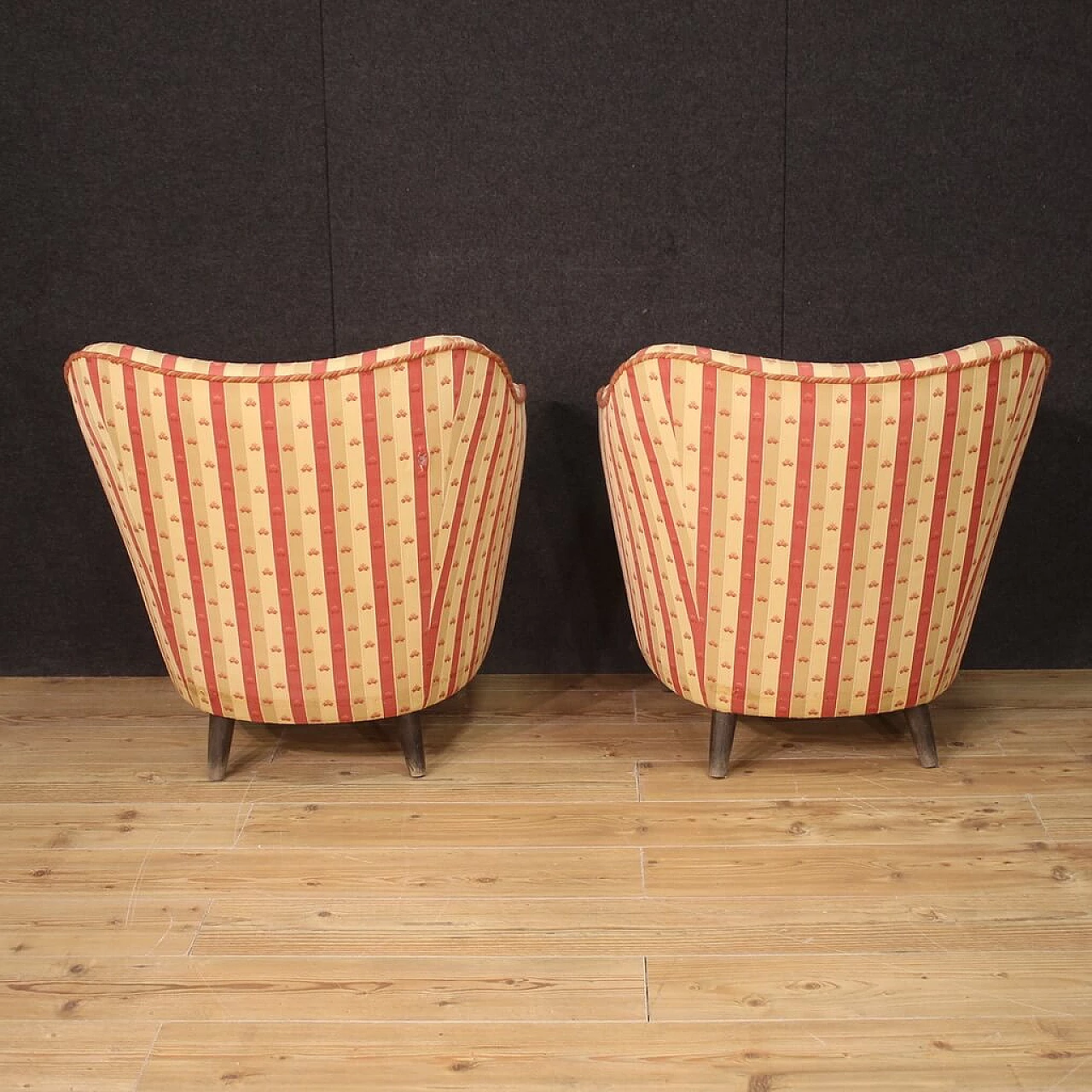 Pair of armchairs and fabric sofa in the style of Gio Ponti, 1960s 8