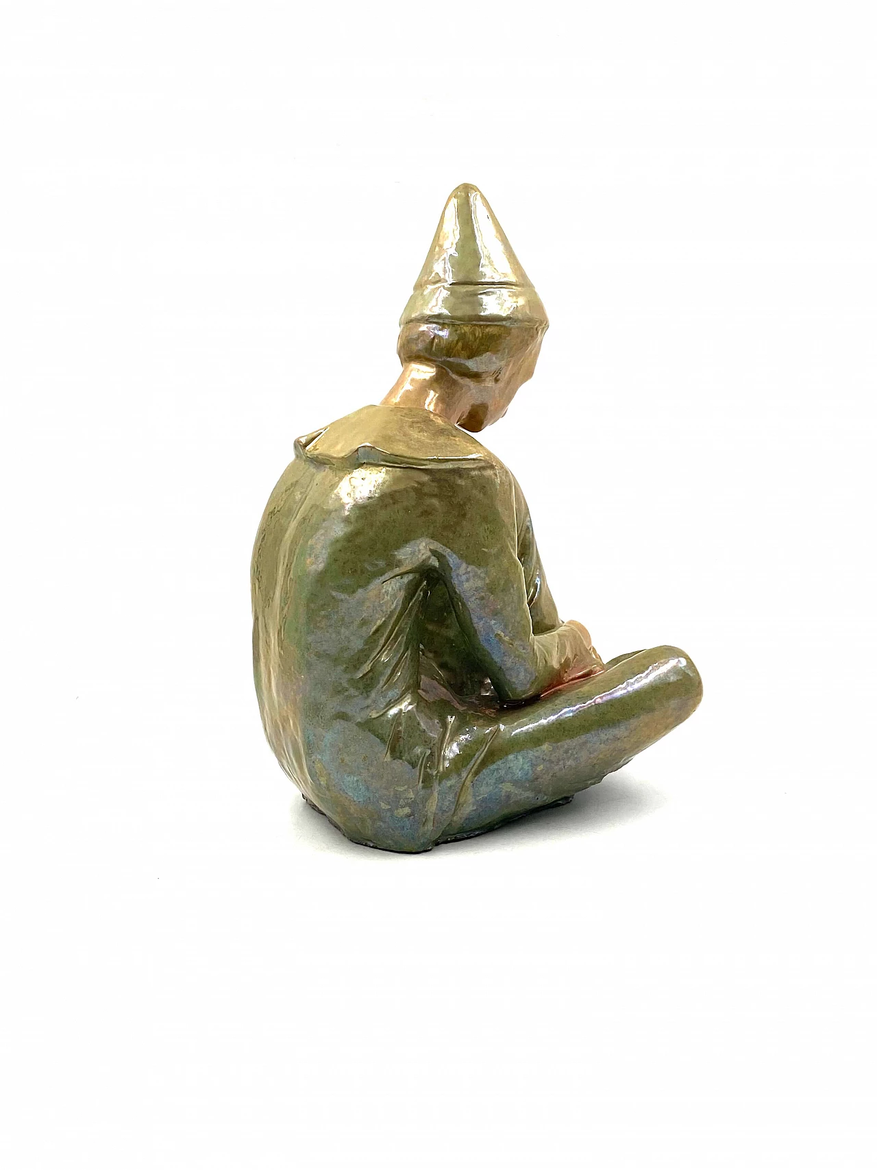 Statuina di ragazzo seduto in ceramica verde di Giordano Tronconi, anni '50 7
