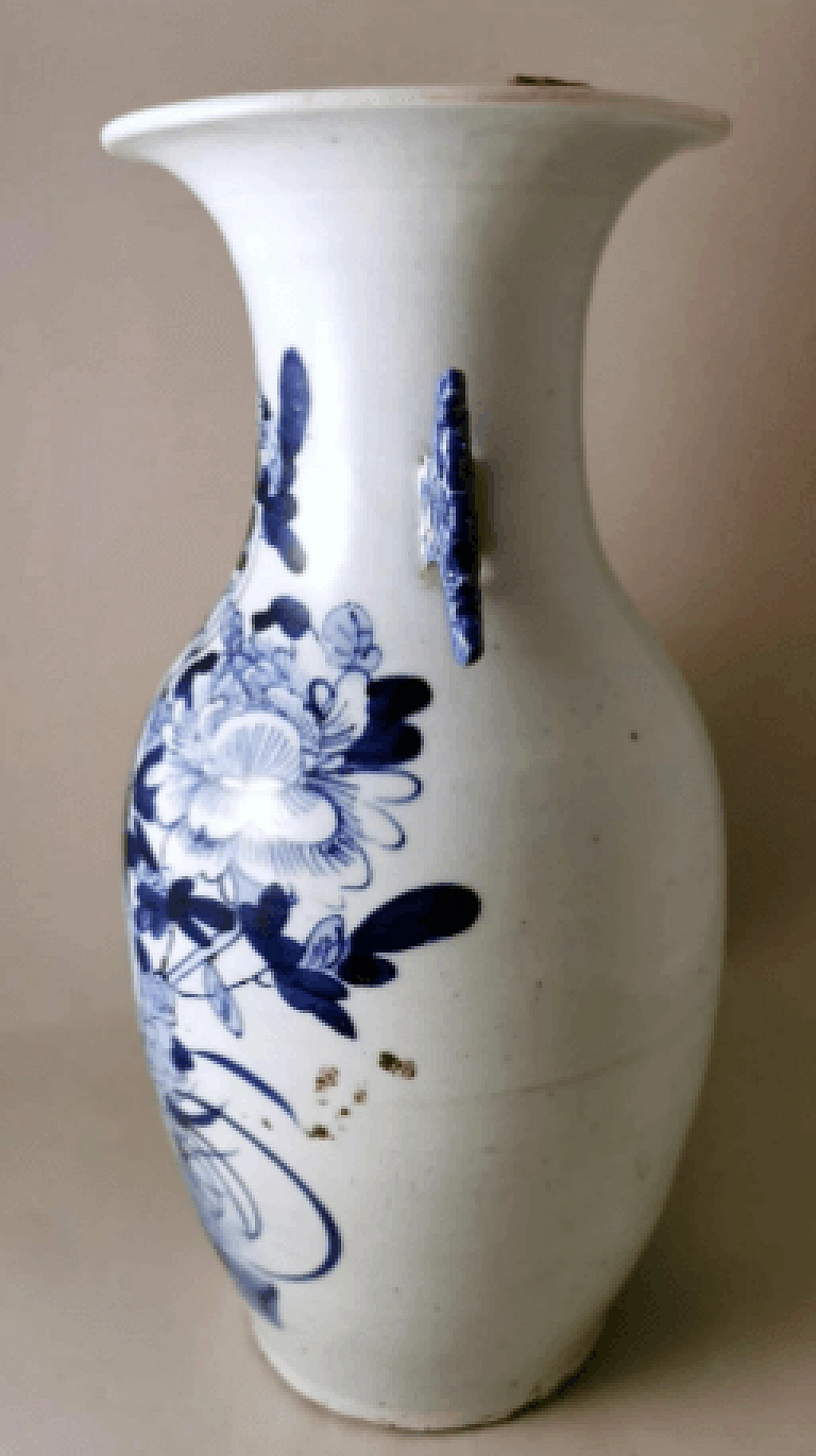 Chinese porcelain baluster vase with cobalt blue decoration, late 19th century 6