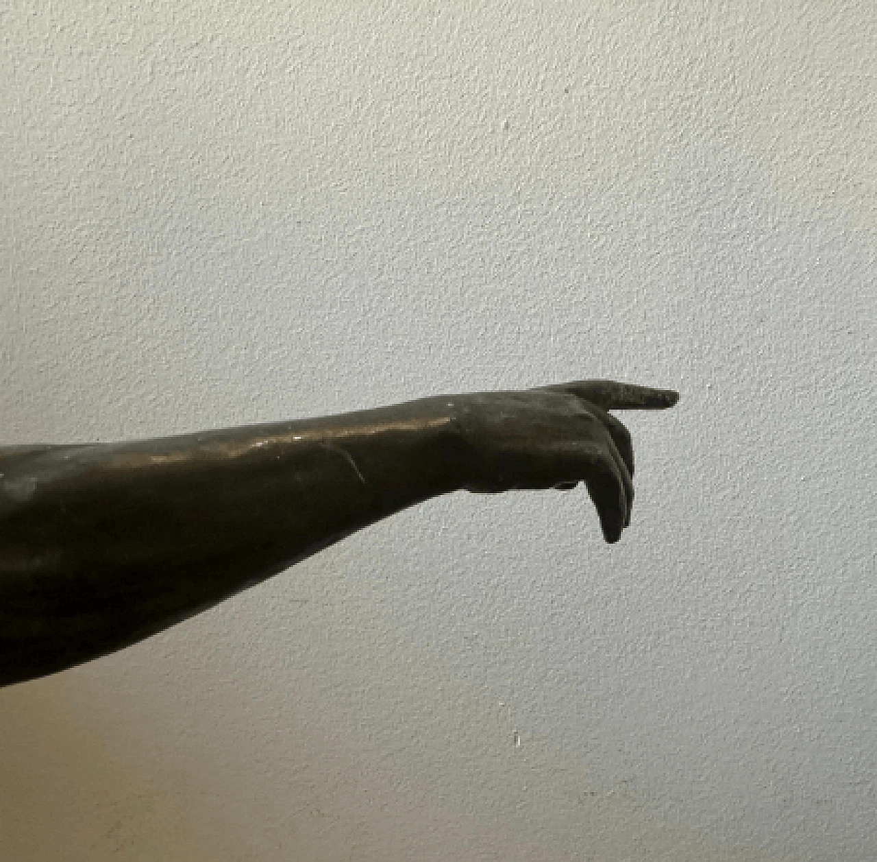 Jean de Roncourt, atleta, scultura in antimonio e marmo, anni '30 2